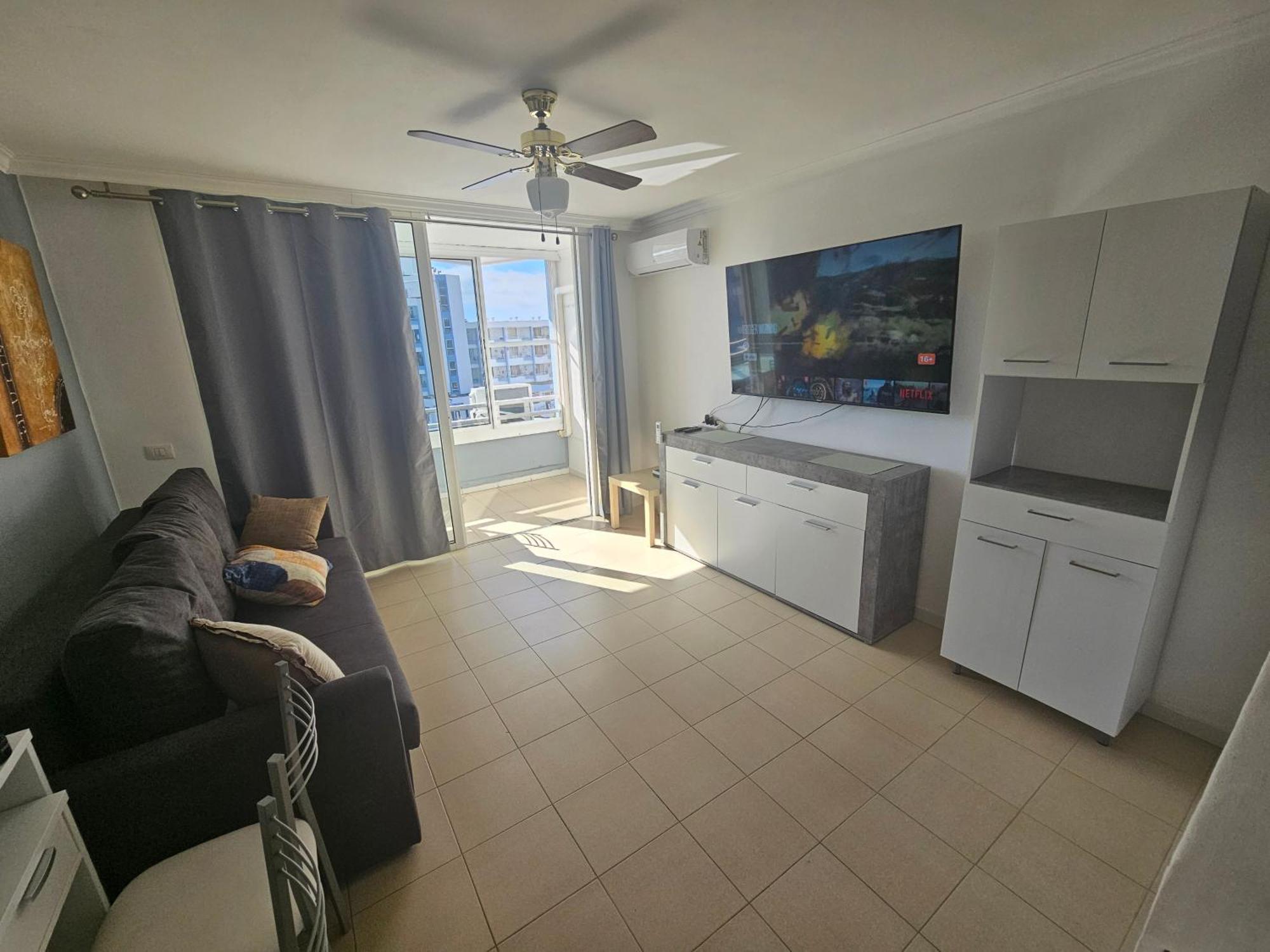 Cozy Studio, Aircon And 3 Pools 산미겔데아보나 외부 사진