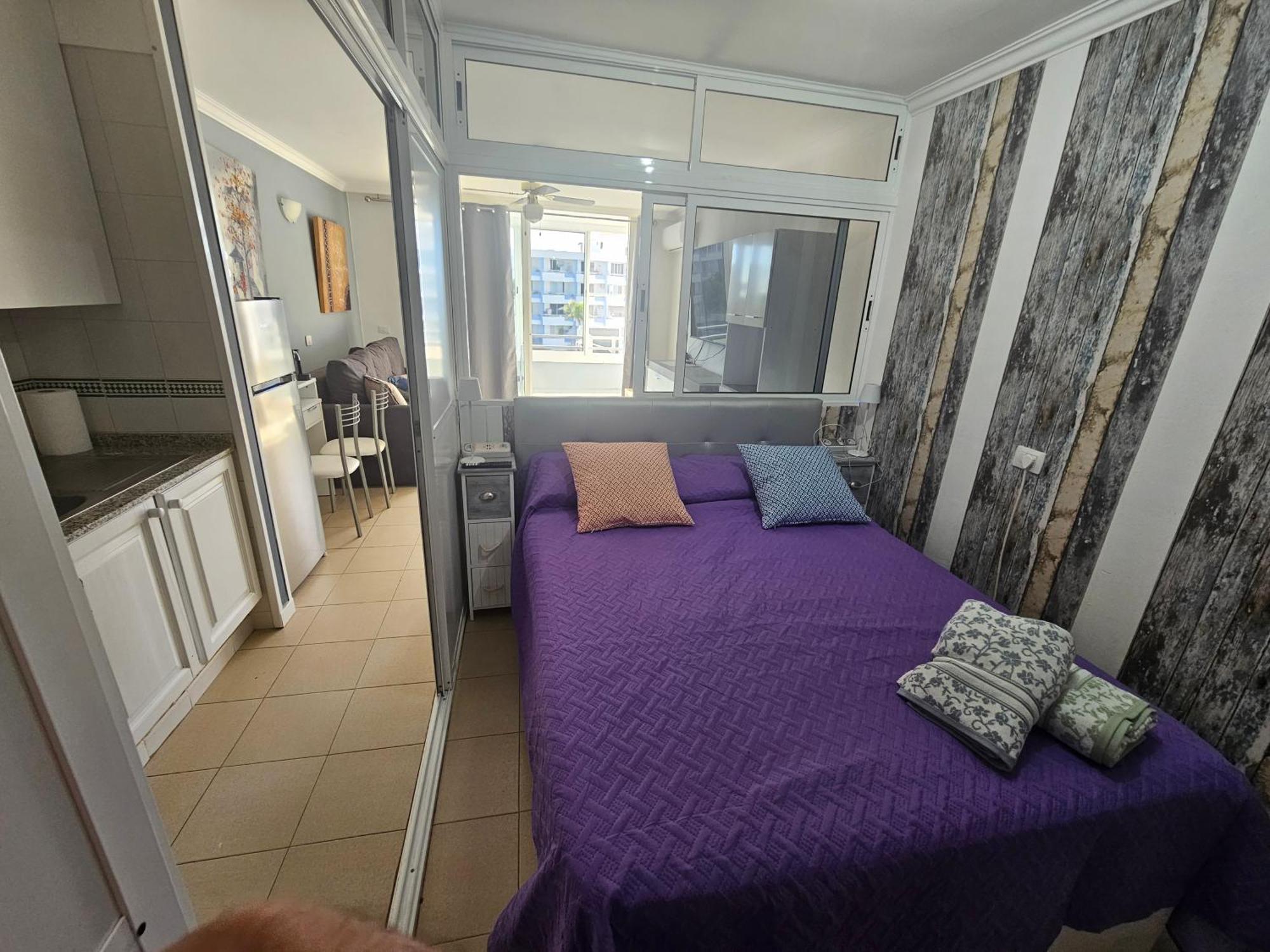 Cozy Studio, Aircon And 3 Pools 산미겔데아보나 외부 사진